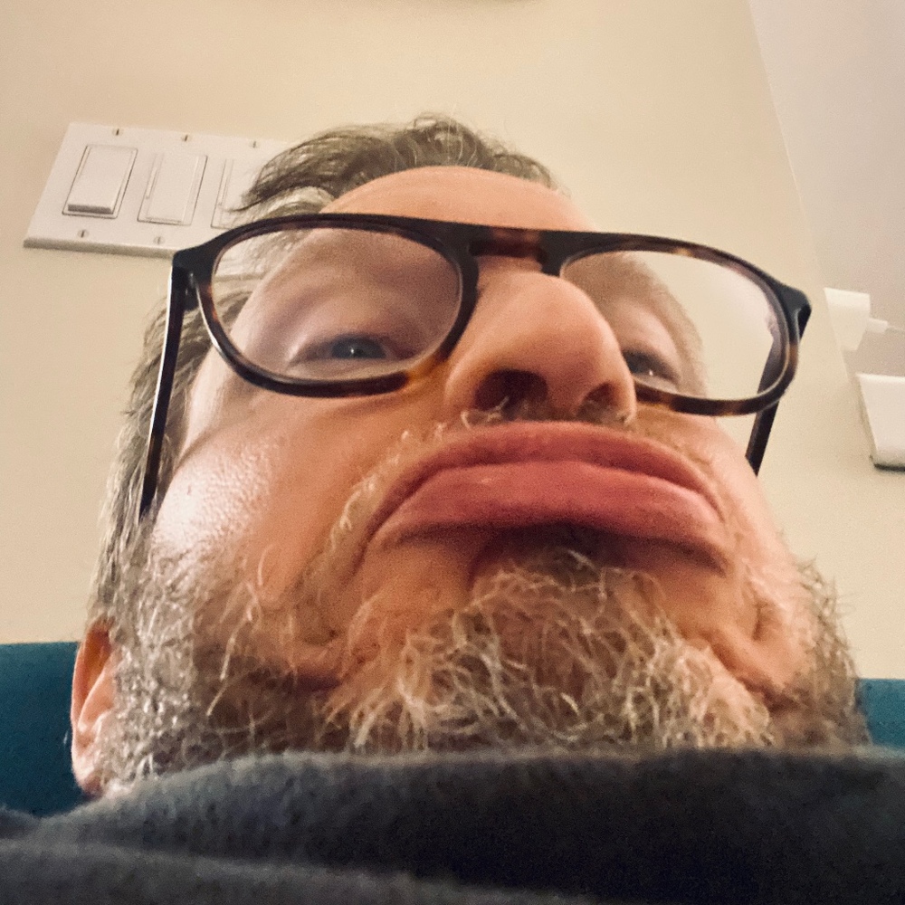 Meet your Posher, Jason